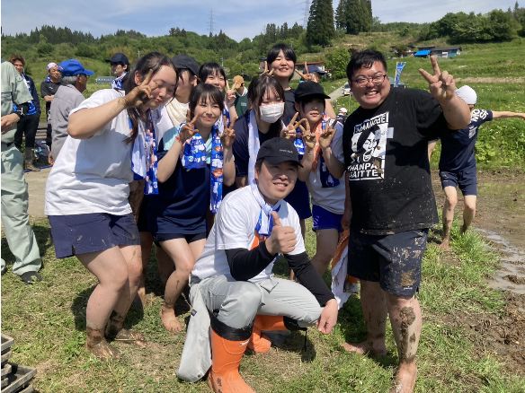 モンテ棚田米の田植え