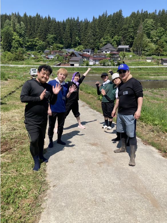 山響棚田米の田植え