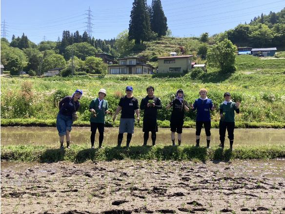 山響棚田米の田植え
