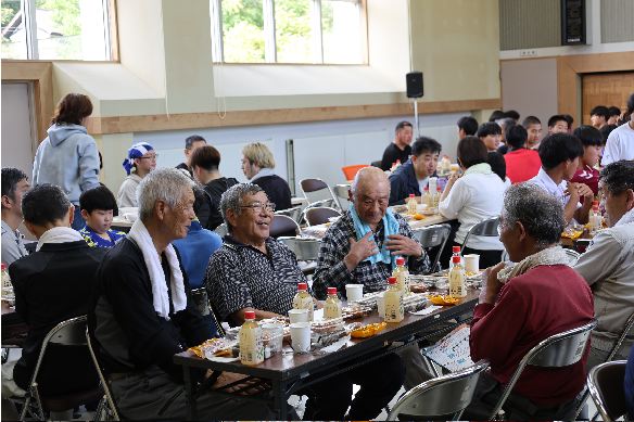 山響棚田米の稲刈り2026